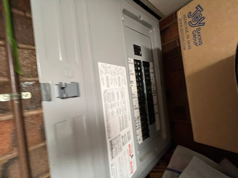 More Photos Of 440 W Main St, Lamoni Fast Food For Sale