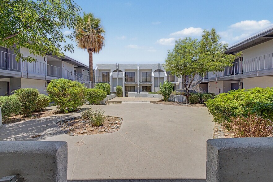More Photos Of 5251 S Julian Dr, Tucson Apartments For Sale