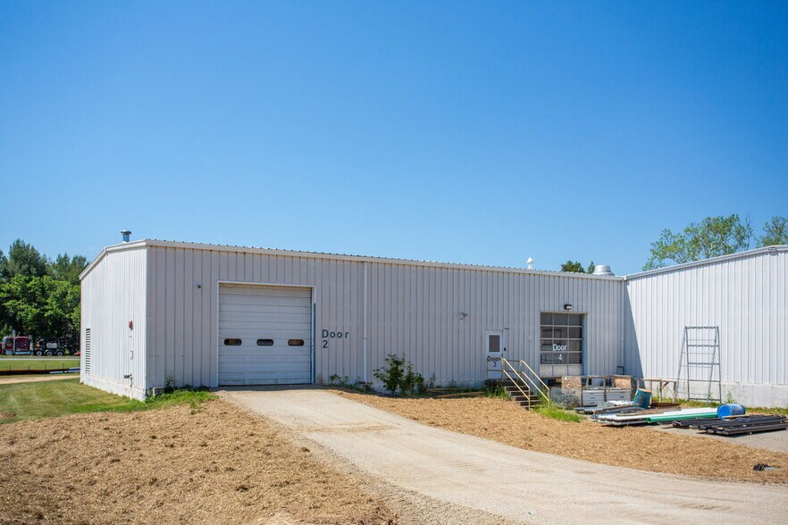 More Photos Of 1401 Hopeman Pkwy, Waynesboro Industrial For Lease