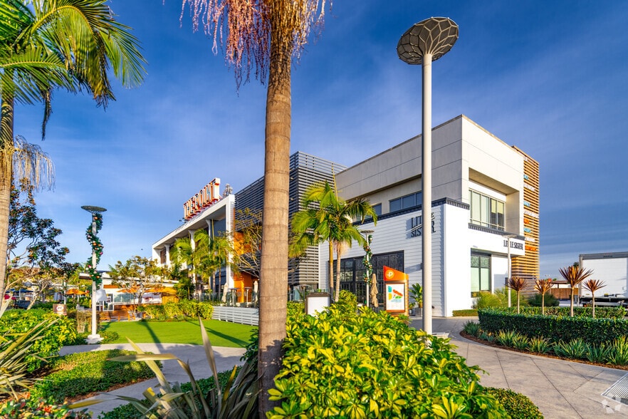 Primary Photo Of 830 S Pacific Coast Hwy, El Segundo Storefront Retail Office For Lease