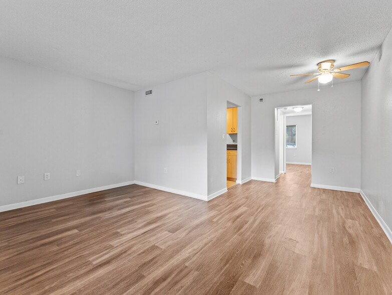 More Photos Of , Saint Petersburg Unknown For Sale