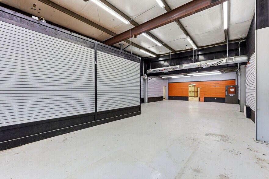 More Photos Of 146 Morrison Moore Pkwy E, Dahlonega Freestanding For Lease