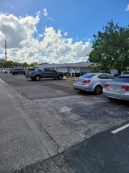 More Photos Of 1601 Rickenbacker Dr, Sun City Center Medical For Lease