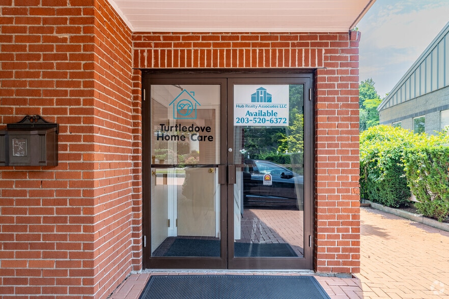More Photos Of 411 Meadow St, Fairfield Office For Lease