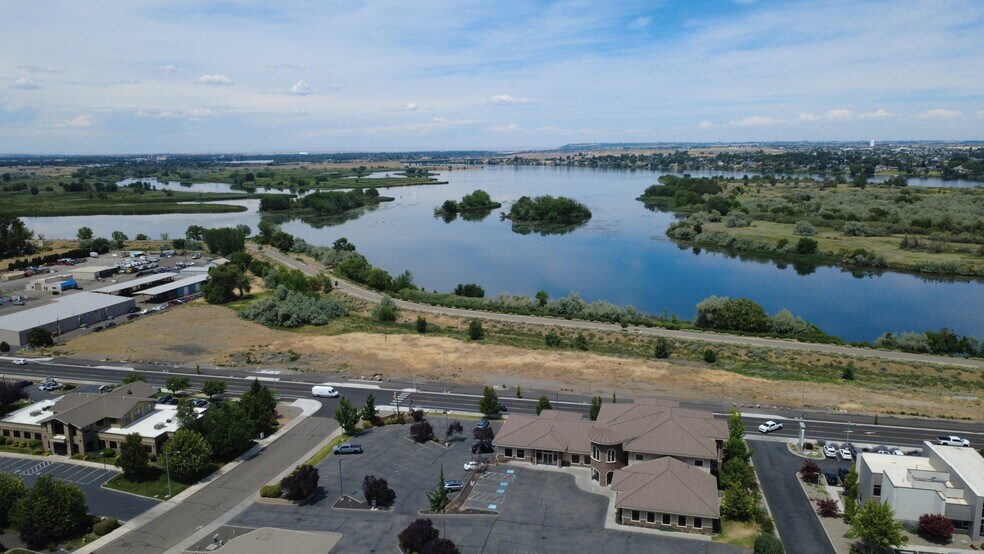 More Photos Of NKA Columbia Park Trail, Richland Land For Sale