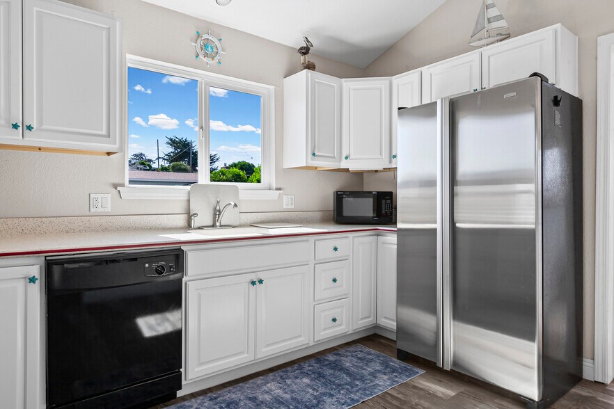 More Photos Of 768 El Morro Ave, San Luis Obispo Specialty For Sale