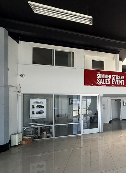 More Photos Of 2424-2428 Webster St, Oakland Freestanding For Lease