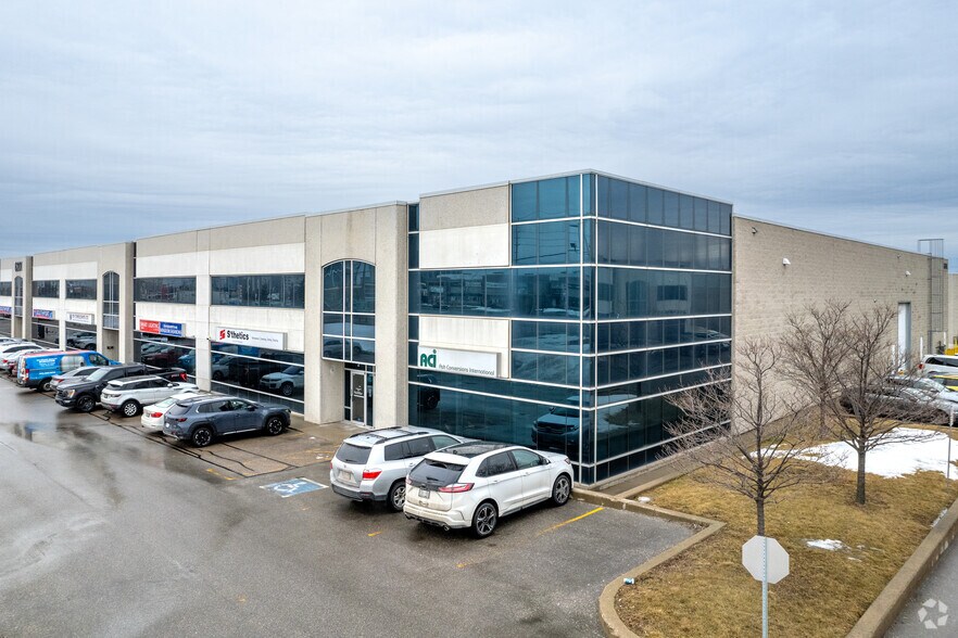 Primary Photo Of 6201 Highway 7, Vaughan Warehouse For Lease