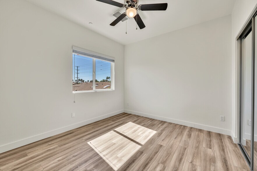 More Photos Of 33912 Whispering Palms Trail, Cathedral City Apartments For Sale
