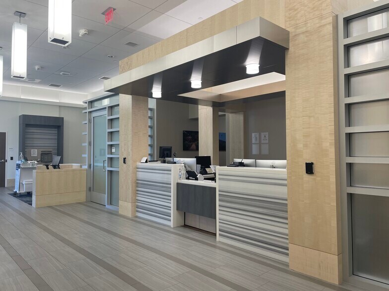 More Photos Of 308 W 6th St, Corona Unknown For Lease