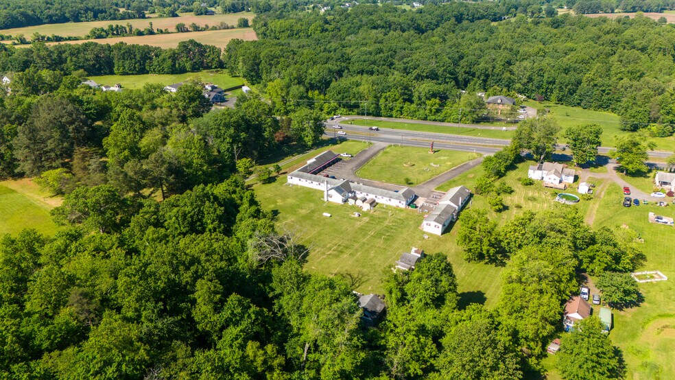 More Photos Of 9533 James Madison Hwy, Warrenton Hotel For Sale