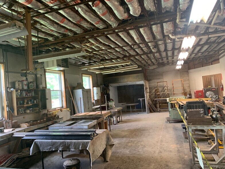 More Photos Of 47 N Main St, Honeoye Falls Flex For Sale