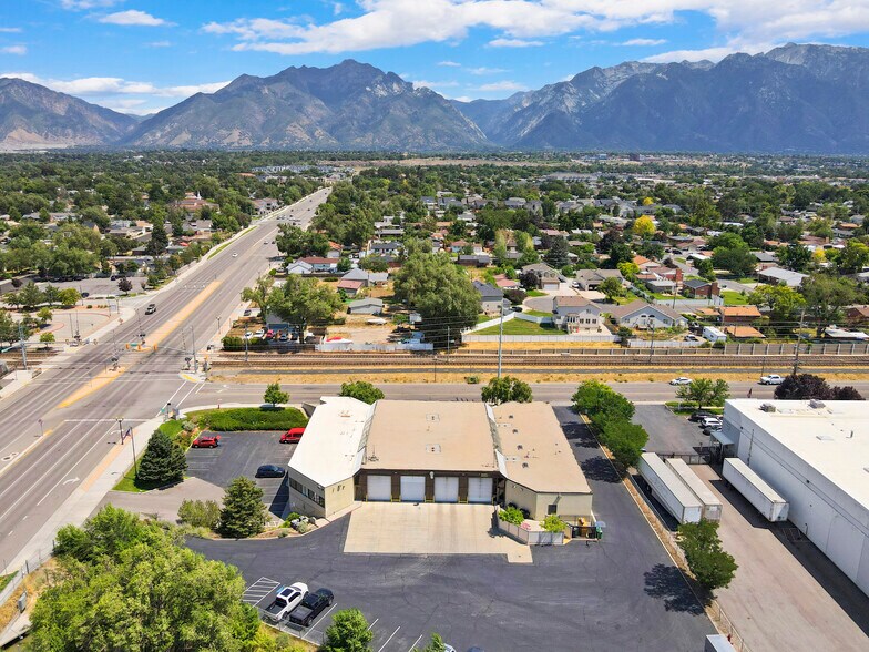 More Photos Of 9010 S 150 E, Sandy Light Manufacturing For Sale