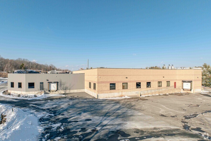 More Photos Of 1 Technology Way, Salem Industrial For Lease