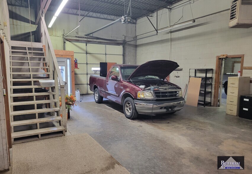 More Photos Of 1801 N Osage Blvd, Nevada Specialty For Lease