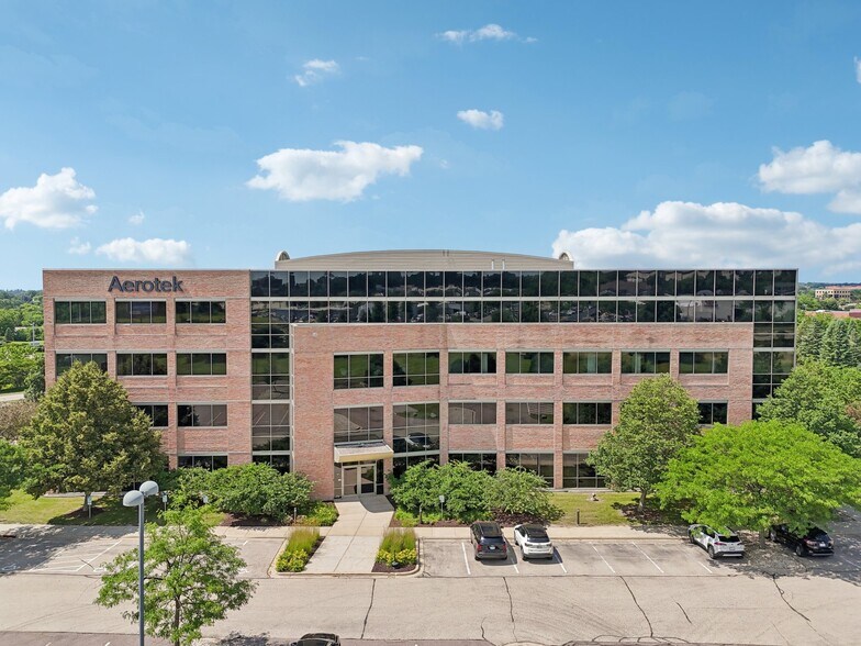 Primary Photo Of 5133 W Terrace Dr, Madison Office For Sale