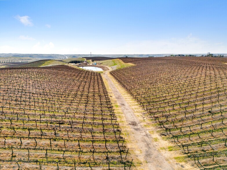 More Photos Of 16073 Highway 65, Bakersfield Land For Sale