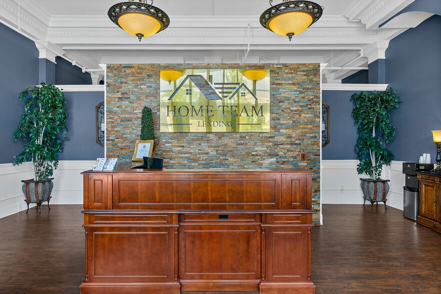 More Photos Of 112 W Indiana Ave, Deland Office For Lease