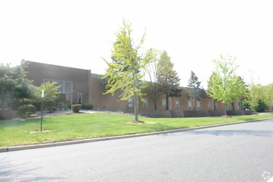 More Photos Of 12 Elkins Rd, East Brunswick Warehouse For Sale