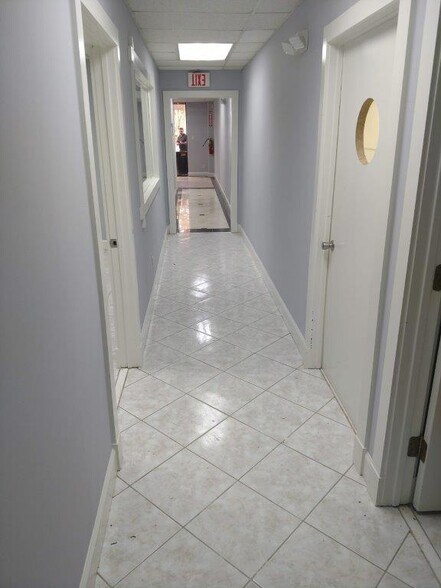 More Photos Of 2910 Cole Ct, Norcross Industrial For Sale