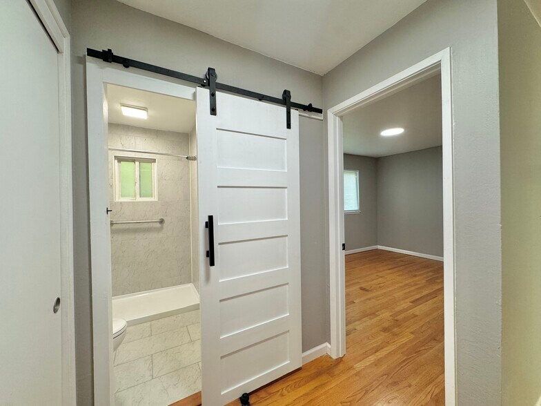 More Photos Of 3322 Y St, Sacramento Apartments For Sale