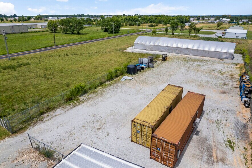 More Photos Of 64050 E 290 Rd, Grove Warehouse For Sale