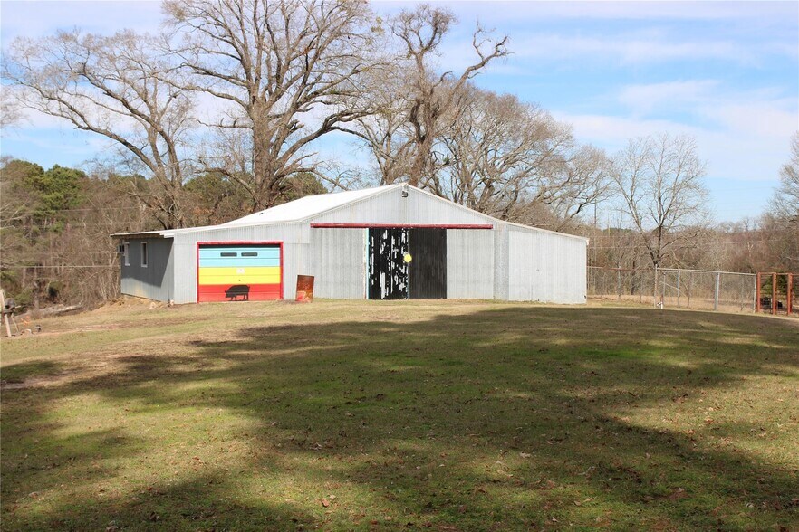 More Photos Of 2801 TX-11, Pittsburg Land For Sale