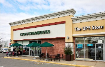 More Photos Of 25 Boul Don-Quichotte, L'Île-Perrot General Retail For Lease