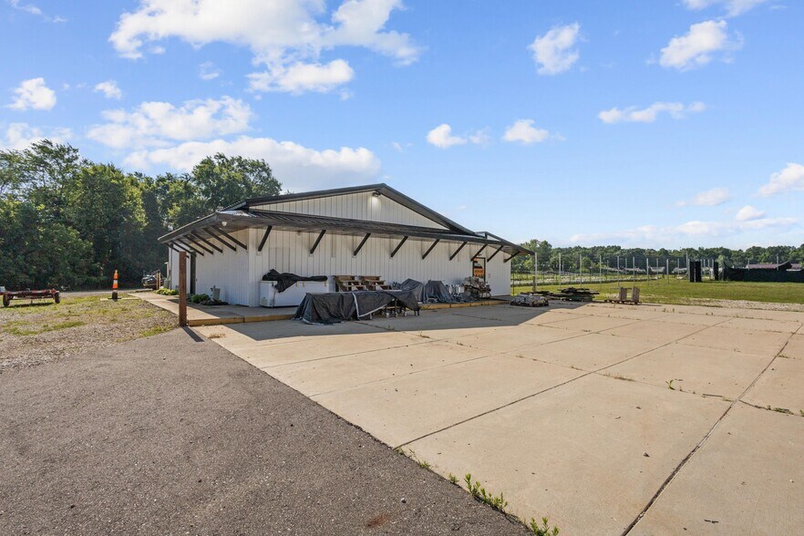 More Photos Of 1770 Columbia Ave, Battle Creek Land For Sale
