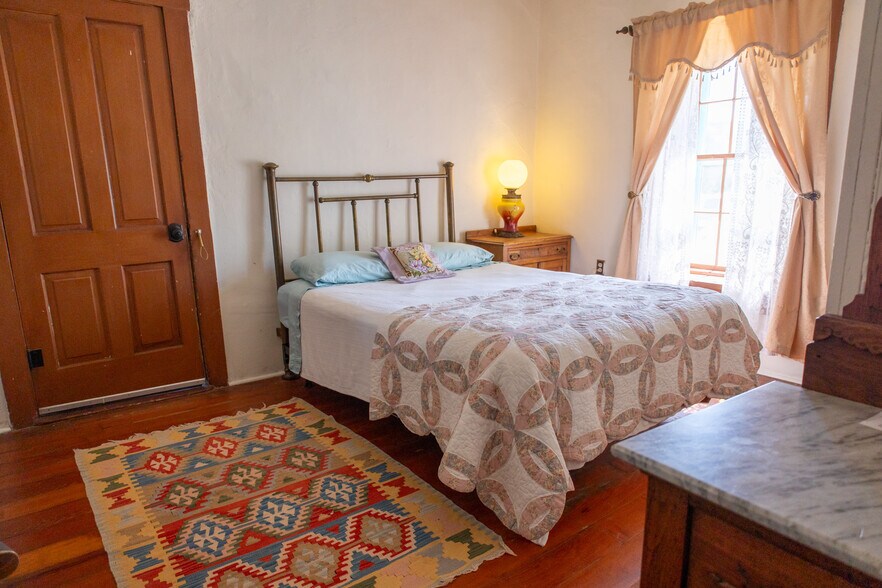 More Photos Of 585 Calle La Placita, Lincoln Hospitality For Sale