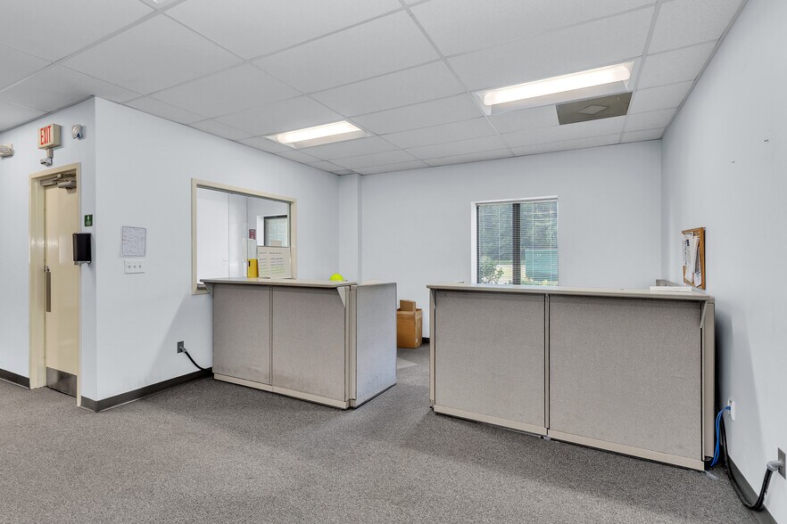 More Photos Of 1703 Marvin Griffin Rd, Augusta Light Distribution For Lease
