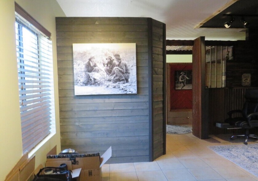 More Photos Of 1157 Circulo Mercado, Nogales Medical For Sale