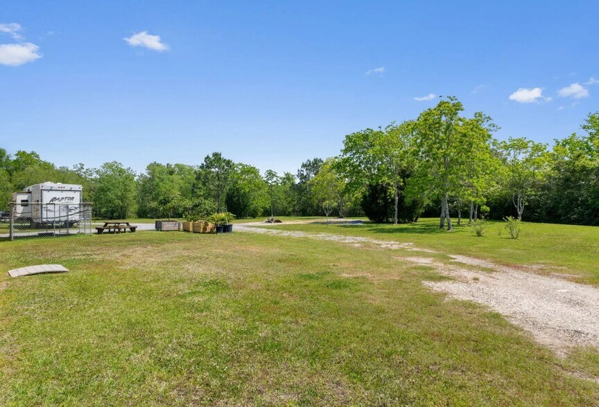 More Photos Of 3524 Garcon Point Rd, Milton Warehouse For Sale