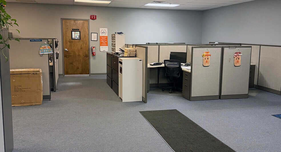 More Photos Of 1708-1710 W Hundred Rd, Chester Warehouse For Lease