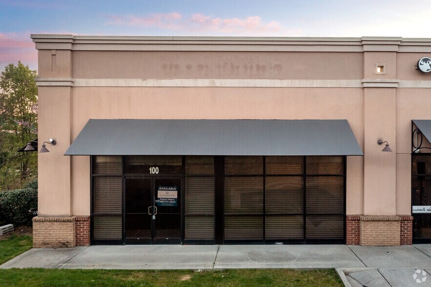 More Photos Of E Innes St, Salisbury Unknown For Lease