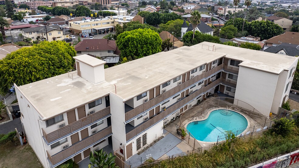 More Photos Of 571 Fairview Ave, Los Angeles Apartments For Sale
