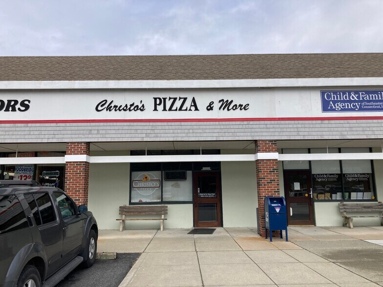 Primary Photo Of 37 S Broad St, Pawcatuck Storefront For Lease