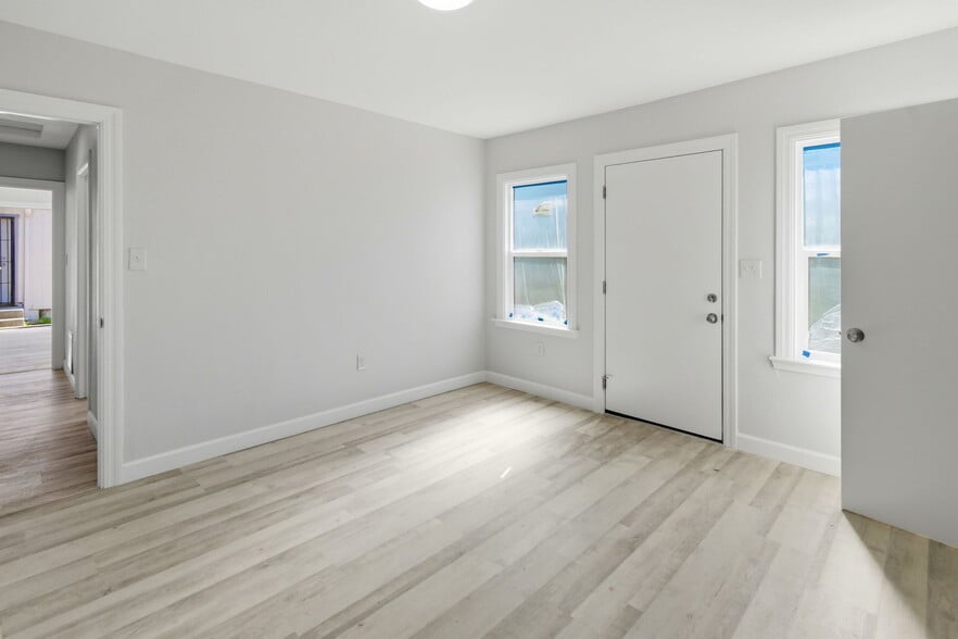 More Photos Of 2417 Springs Rd, Vallejo Daycare Center For Lease