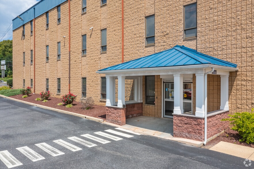 More Photos Of 1204 Baltimore Pike, Chadds Ford Office For Lease