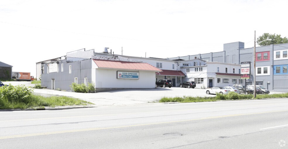 Primary Photo Of 943-953 W 12th St, Erie Storefront Retail Office For Lease