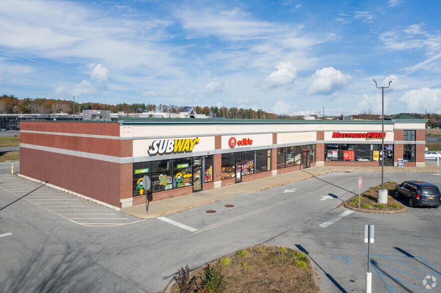 More Photos Of 10 Lowes Dr, Saratoga Springs Unknown For Lease