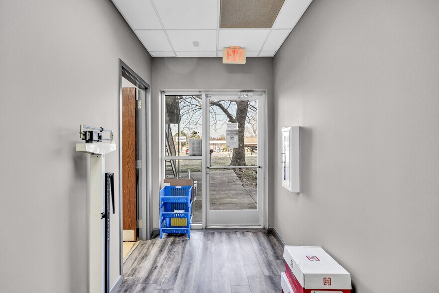 More Photos Of 812 W Innes St, Salisbury Medical For Sale