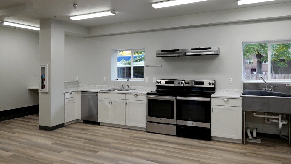 More Photos Of 801 S Shields St, Fort Collins Dormitory For Sale