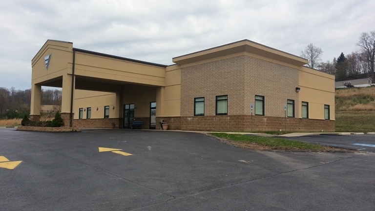 More Photos Of 11 Industrial Rd, Carmichaels Medical For Lease