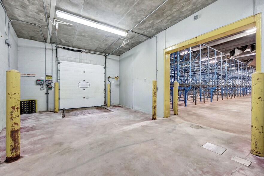 More Photos Of 305 S Wall St, Denmark Industrial For Sale