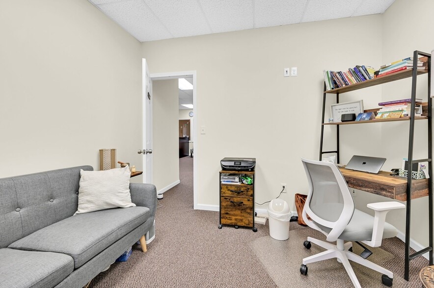 More Photos Of 21 Orchard St, Denville Medical For Lease