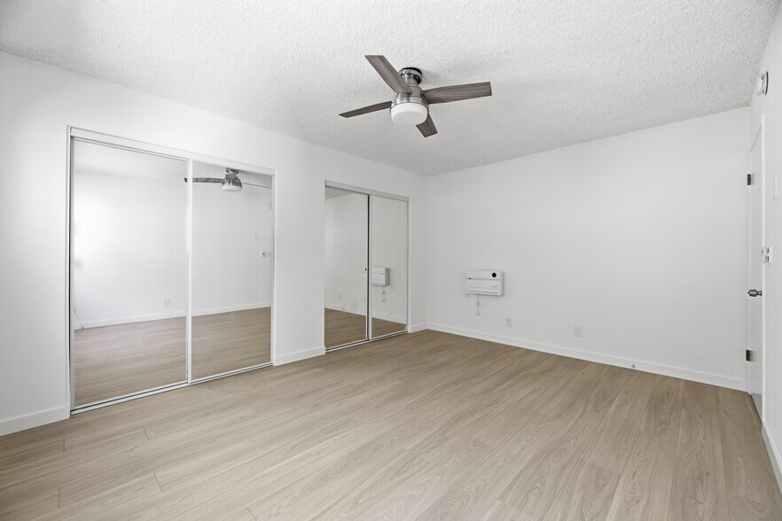 More Photos Of 10815 Rose Ave, Los Angeles Apartments For Sale