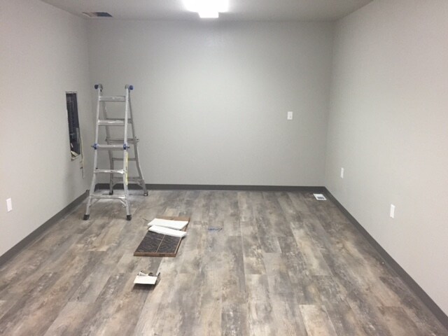 More Photos Of 3750 Hackathorn Ln, Gillette Warehouse For Sale