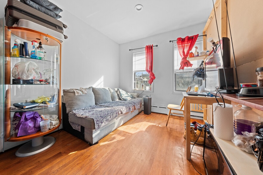 More Photos Of 253-09 Northern Blvd, Flushing Storefront Retail Residential For Sale