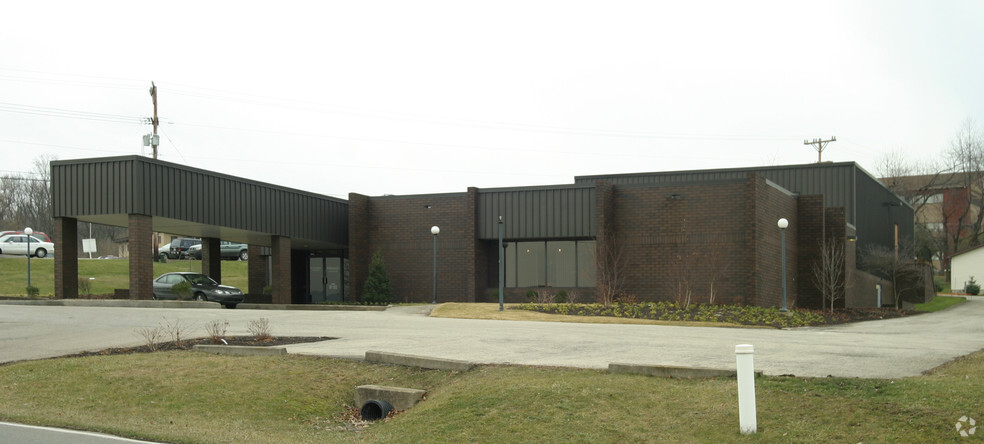 Primary Photo Of 630 Cherry Tree Ln, Uniontown Office For Lease